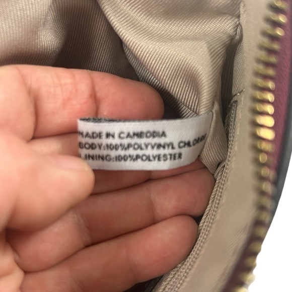 Nine West Susen Burgundy Sleek Minimalist Convertible Chain Crossbody Bag Purse - Picture 4 of 11